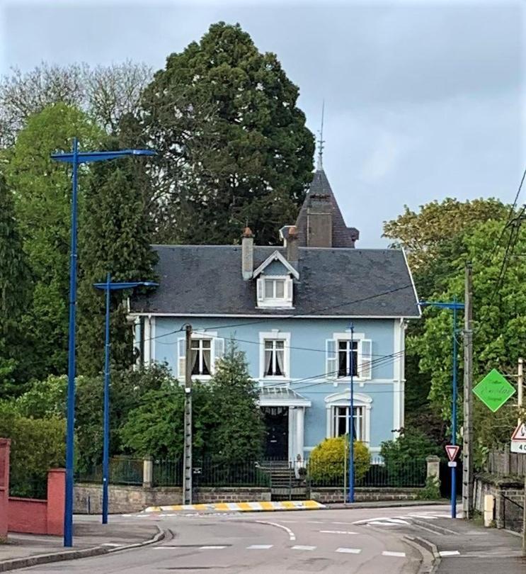 La Maison Bleue « La Charade » Таон-ле-Вож Экстерьер фото